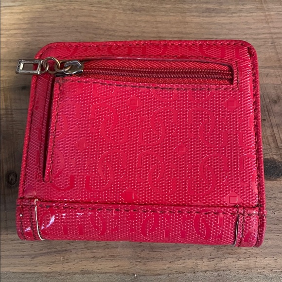 Guess Scarlet Embossed Wallet - Picture 3 of 5